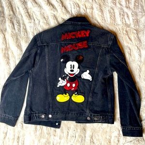 Levi’s Mickey Mouse black jean jacket